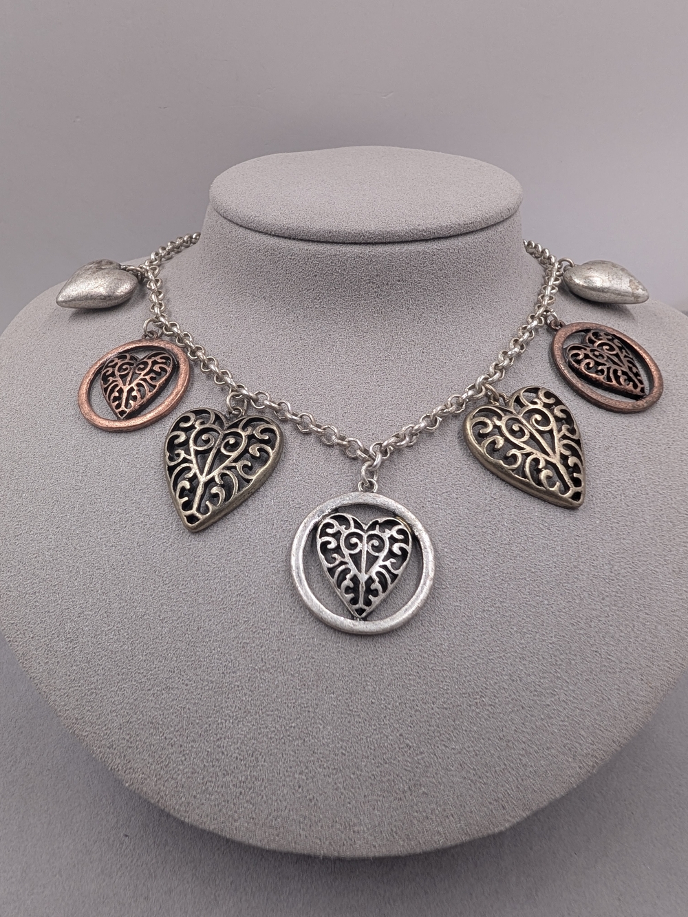 Premier Designs Mixed Metal Filigree Heart Charm Necklace | 0808